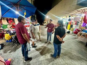 Retira Vía Pública obstáculos en la Costera Miguel Alemán y libera el tránsito peatonal