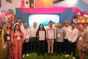 Consolida gobierno de Abelina López alianza con Tolimán desde el Tianguis Turístico 2026