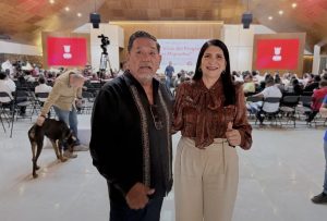 La diputada Guadalupe Eguiluz asiste a la entrega de visas del programa “Lazos Migrantes”