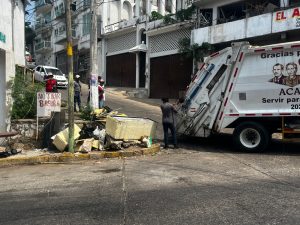 Ordena Gobierno de Acapulco espacios invadidos en avenida Baja California y calles aledañas