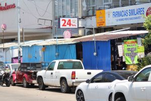 Voceadores de Acapulco denuncian hostigamiento y retiro de puestos históricos