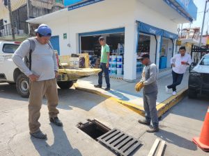Desazolva Gobierno de Acapulco infraestructura pluvial en colonias y avenidas