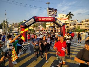 Selecciona Acapulco a sus competidores para Medio Maratón en Japón