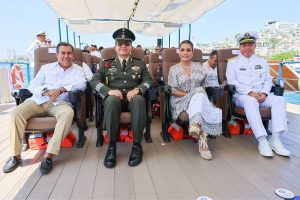 Rinde Gobierno de Acapulco homenaje a quienes sirven a México desde el mar