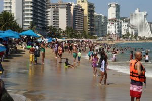 Hoteleros prevén ocupación superior al 60% en Acapulco pese a cancelaciones registradas por “Boris”