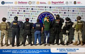 Fiscalía de Guerrero gira orden de aprehensión en contra de un hombre acusado del homicidio de líder del CECOP en Acapulco