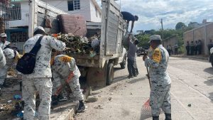 Refuerza Gobierno de Acapulco limpieza en colonia Emiliano Zapata