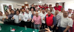 Asiste Manuel Añorve a la presentación del Delegado del CEN en Guerrero, Víctor Saucedo