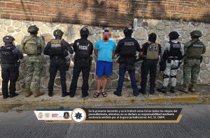 Operativo interinstitucional en Acapulco permite detener a un hombre y asegurar armamento, probable droga y equipo táctico