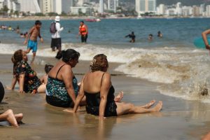 Hoteleros de Acapulco confían en alcanzar una ocupación del 70% durante las vacaciones de verano