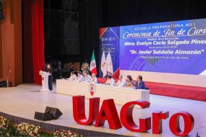 La Preparatoria 1 de la UAGro celebra la graduación con Evelyn Salgado como Madrina de Generación 2023-2026