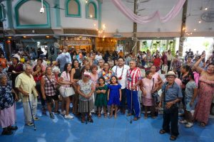 Defiende Abelina López apoyos a adultos mayores como conquista del pueblo