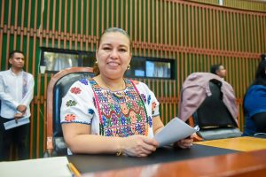 Congreso de Guerrero invita al público a visitar su Tianguis Artesanal