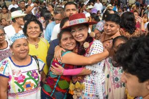 ¡Se vuelca Xochistlahuaca en apoyo a Esthela Damián!