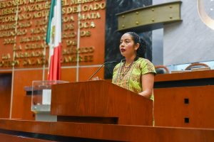 Proponen nombre de Benita Galeanaen sala del Congreso del Estado