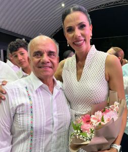 Asiste Manuel Añorve al 2° Informe de Gobierno de Lizette Tapia, alcaldesa de Zihuatanejo