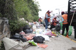 Retira Servicios Públicos casi media tonelada de residuos en Ruiz Cortines