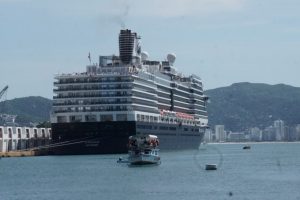Arriba el crucero Eurodam a Acapulco; inicia temporada 2026-2027