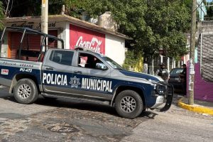 Balean a dos hombres en la colonia Jardín Palmas de Acapulco
