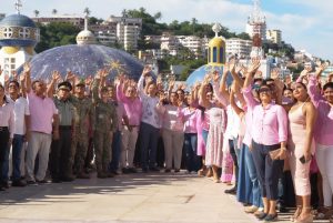 Prioriza Abelina López la salud y detección oportuna del cáncer de mama