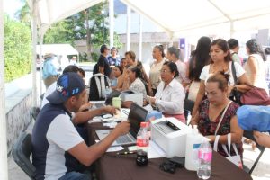 Acerca DIF Acapulco atención médica gratuita con apoyo del IECAN y Fundación Similares